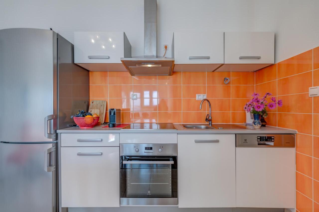Tice Pikolo Apartments Omis מראה חיצוני תמונה