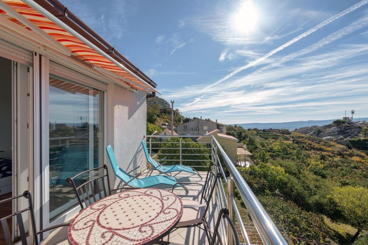 Tice Pikolo Apartments Omis מראה חיצוני תמונה