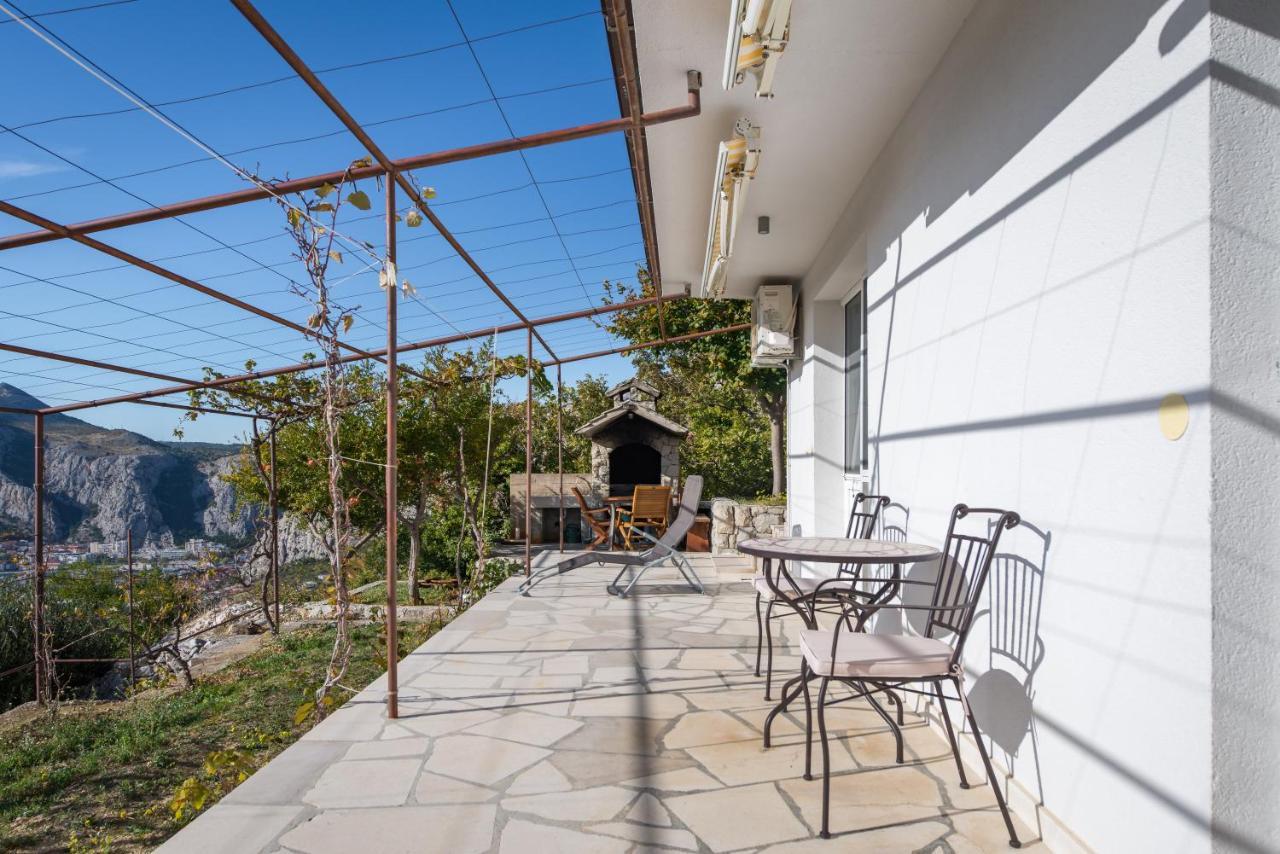 Tice Pikolo Apartments Omis מראה חיצוני תמונה